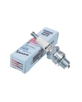 Candela di accensione P86M Champion B6HS Piaggio BRAVO CIAO SI VESPA 50 SPECIAL