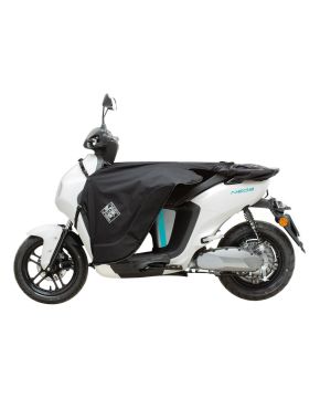 Coprigambe Termoscud EASY E19 è generico per scooter con pedana piatta TUCANO